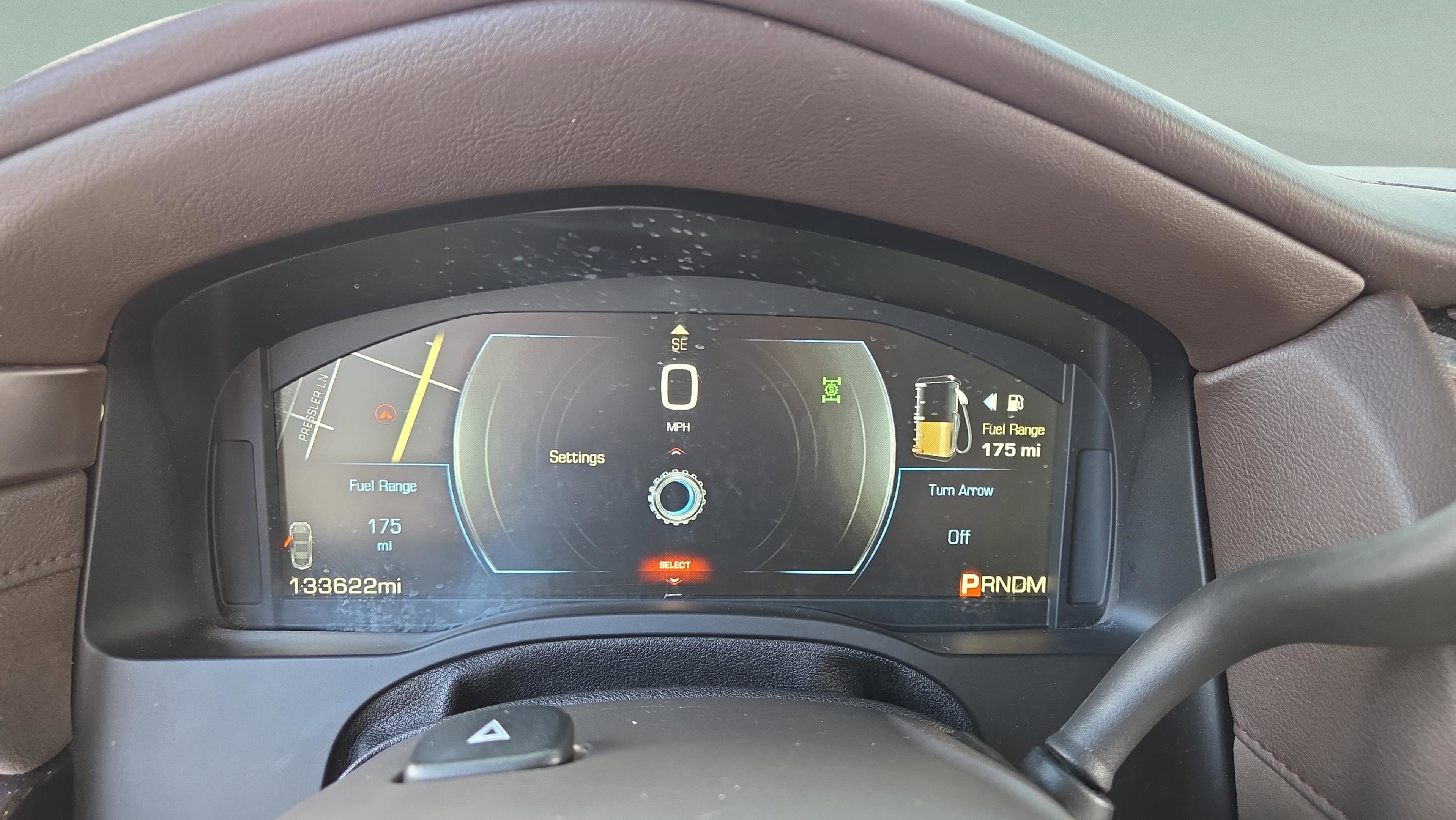 Used 2015 Cadillac Escalade Luxury image 23