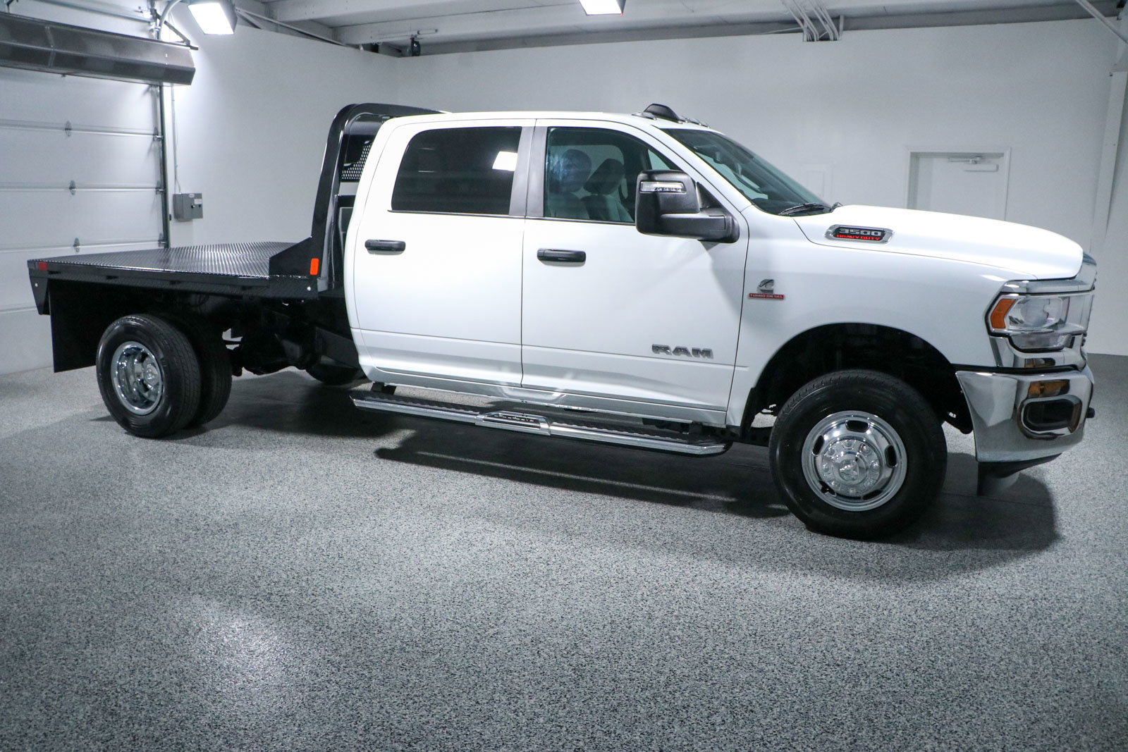 Used 2024 RAM 3500 Big Horn image 7