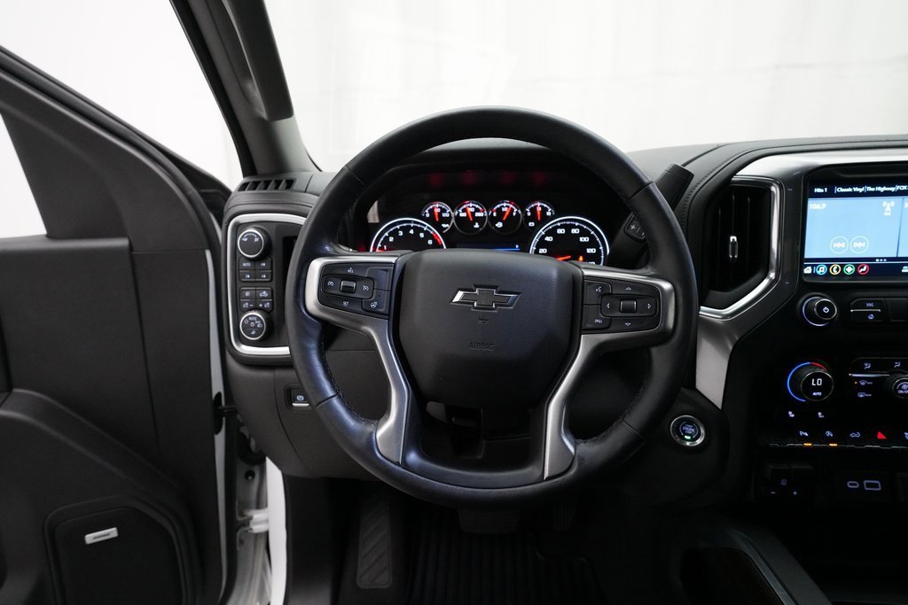 Used 2019 Chevrolet Silverado 1500 RST w/ All-Star Edition image 4