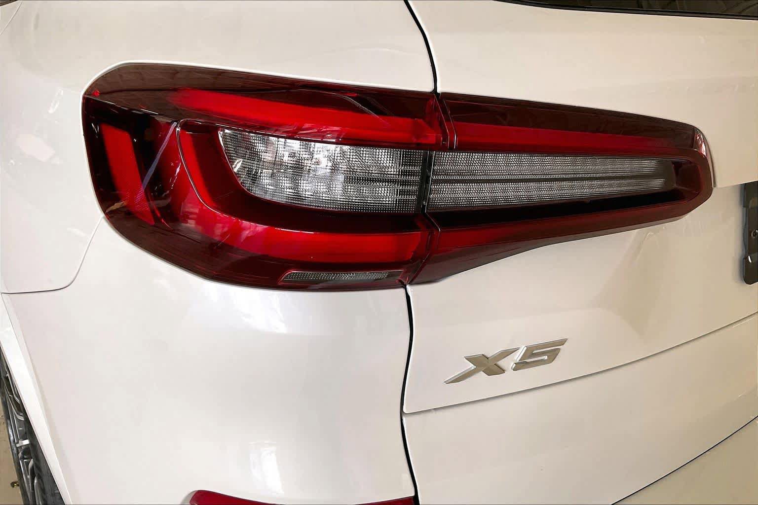 Used 2022 BMW X5 xDrive45e w/ M Sport Package image 26
