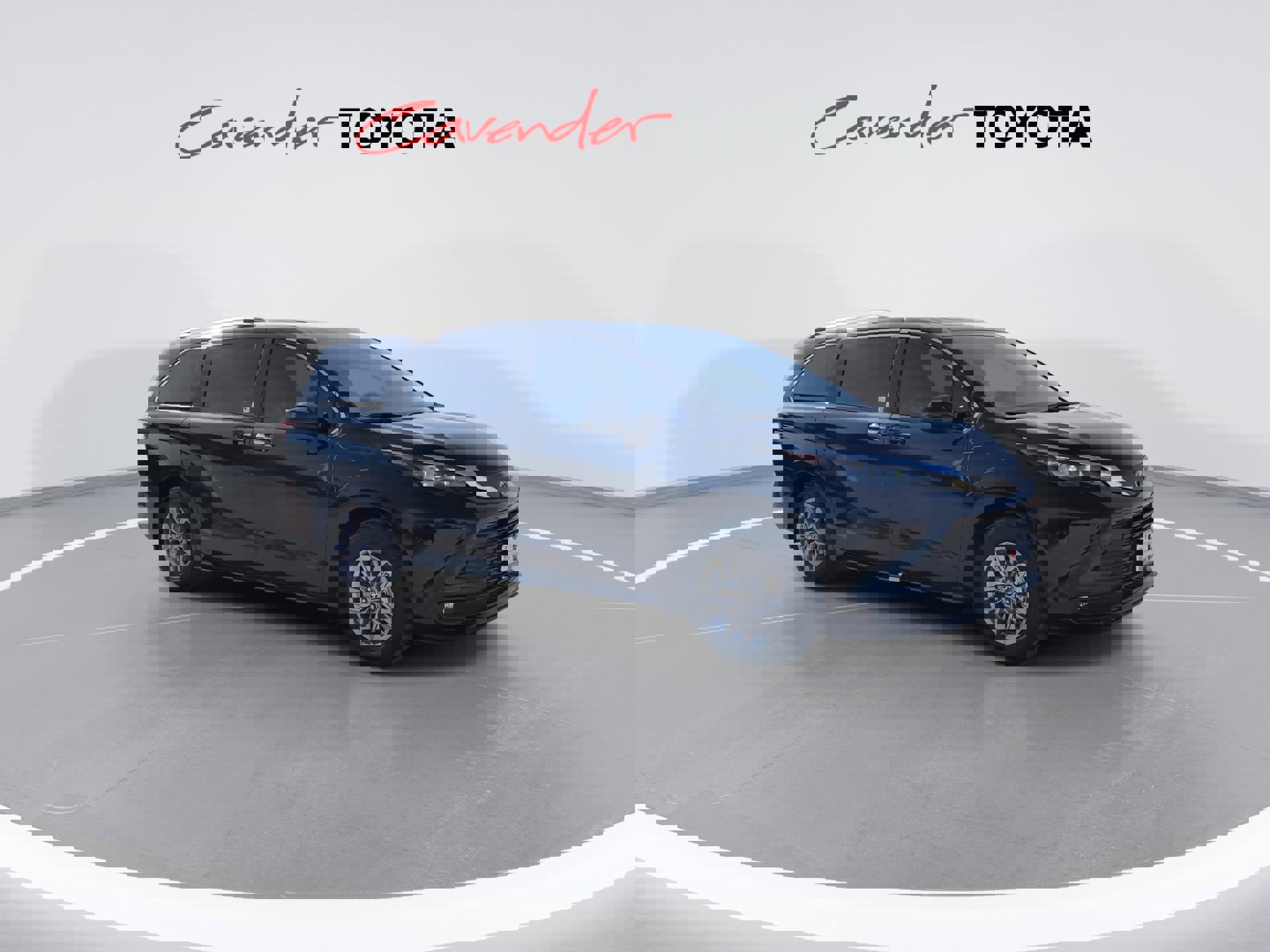 Certified 2025 Toyota Sienna XLE image 2