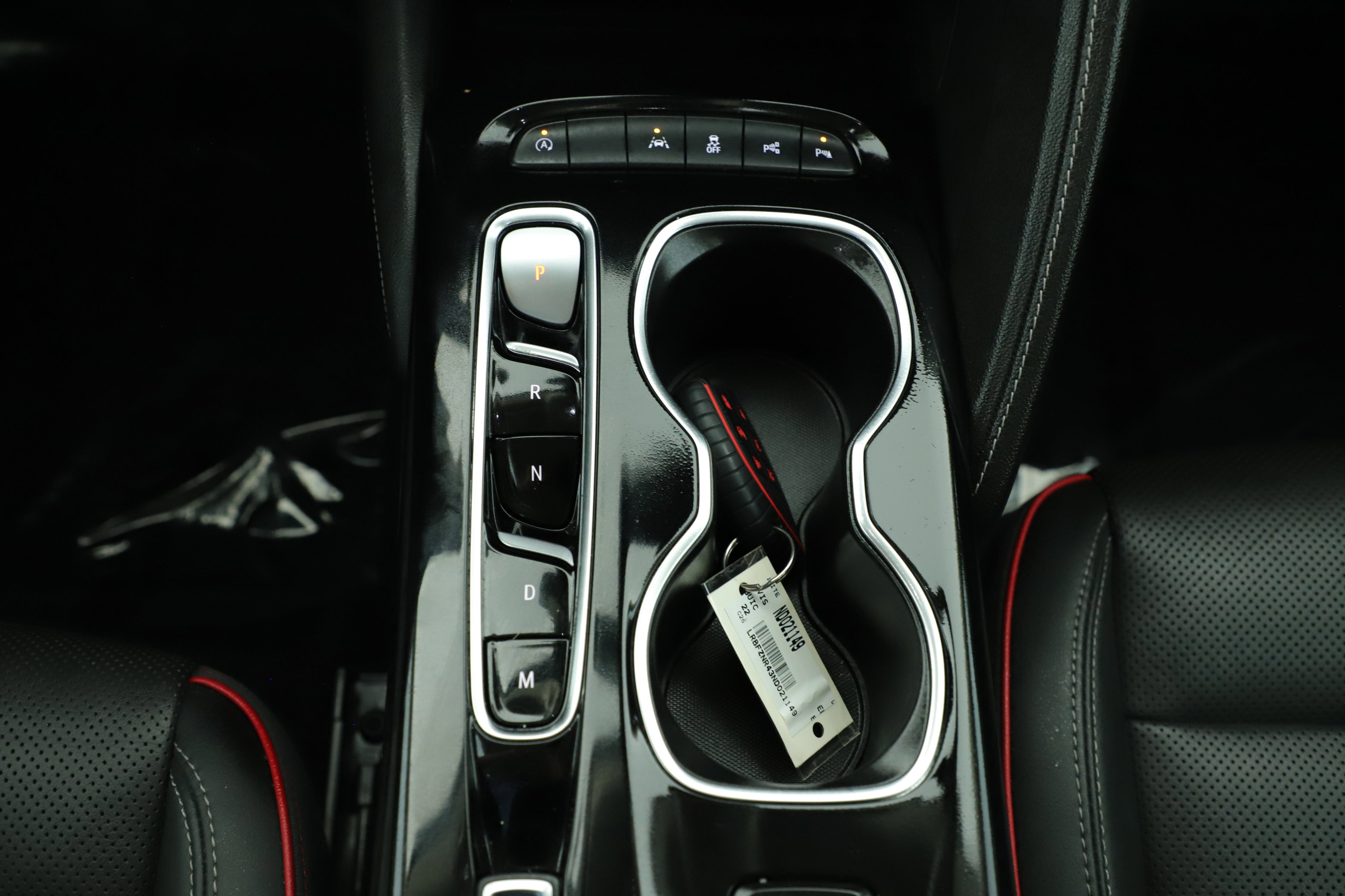 Used 2022 Buick Envision Essence w/ Technology Package II image 18