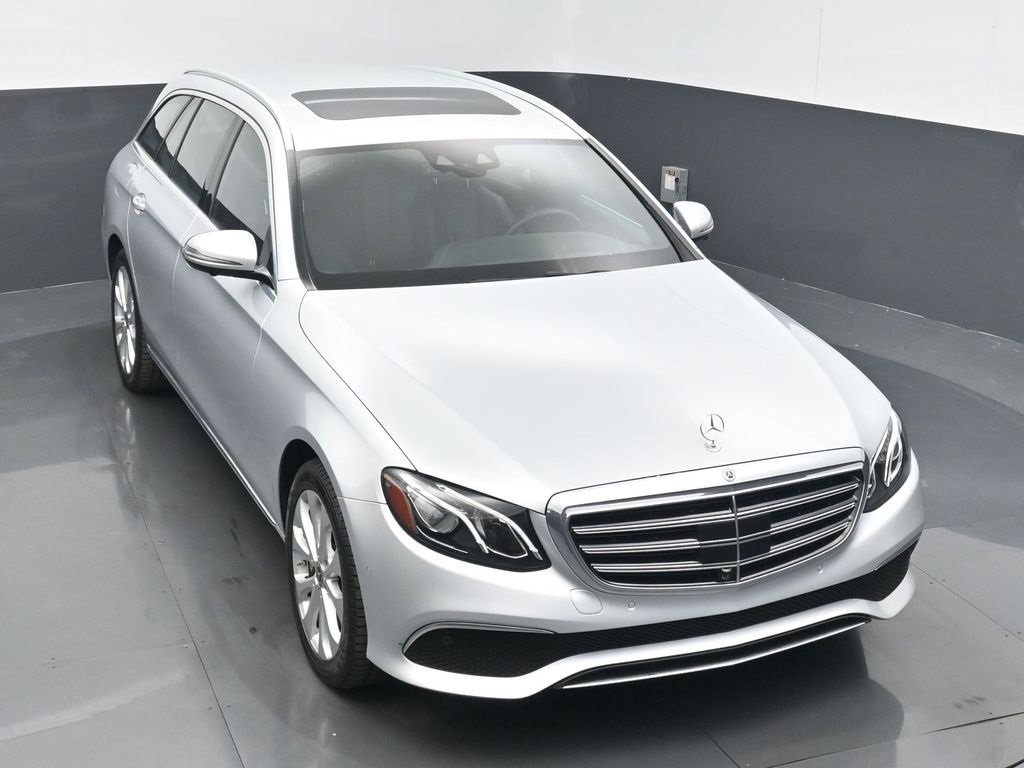 Used 2020 Mercedes-Benz E 450 4MATIC Wagon w/ Premium Package image 42