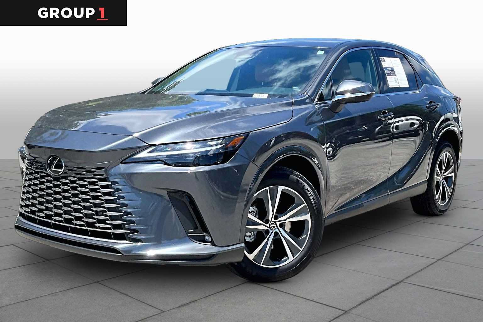 Used 2025 Lexus RX 350 FWD w/ Technology Package image 1