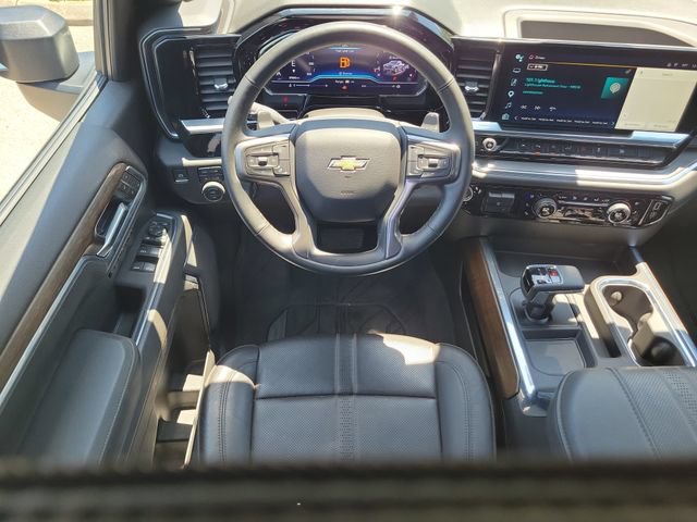 Certified 2025 Chevrolet Silverado 1500 High Country w/ High Country Premium Package AWD/4WD image 23