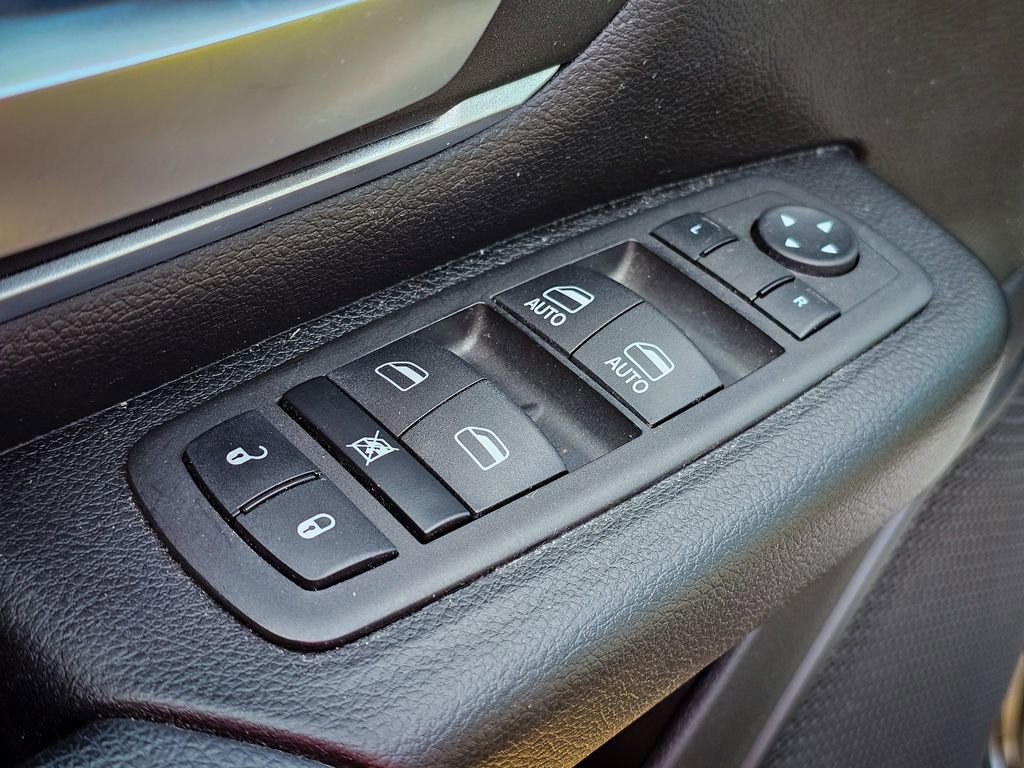 Certified 2023 RAM 1500 Big Horn image 10