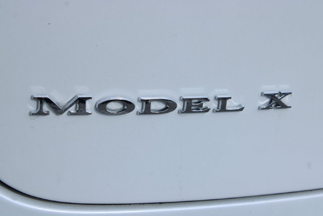 Used 2019 Tesla Model X 75D AWD/4WD image 7
