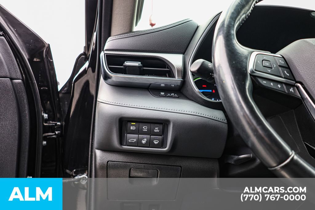 Used 2021 Toyota Highlander Platinum image 28