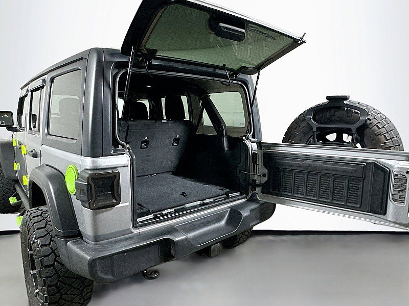 Used 2020 Jeep Wrangler Unlimited Sport image 25