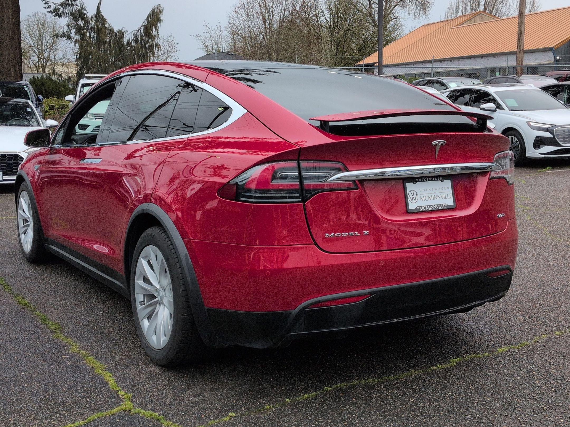Used 2016 Tesla Model X 90D image 3