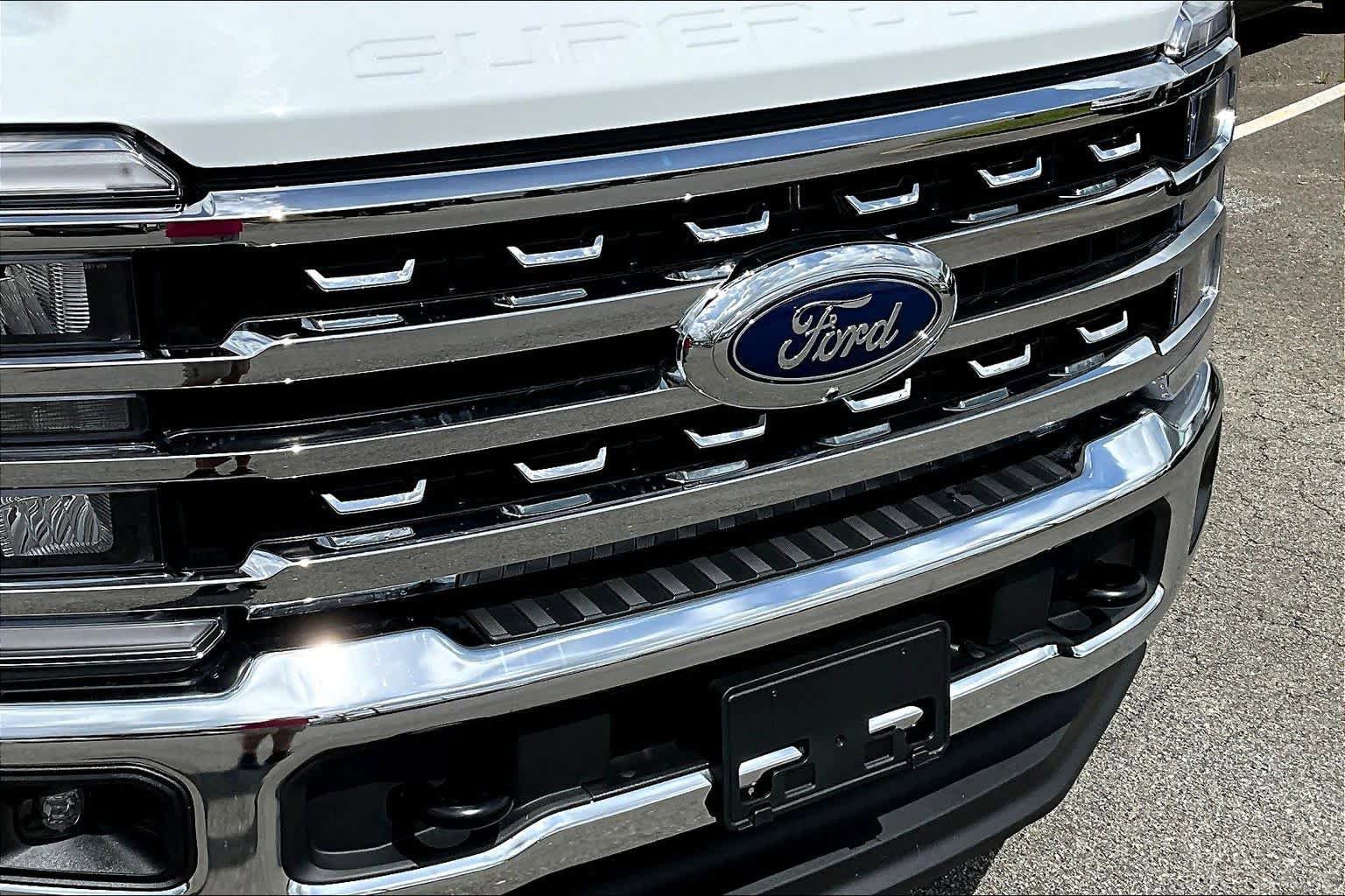 Certified 2026 Ford F250 Lariat w/ Chrome Package image 29