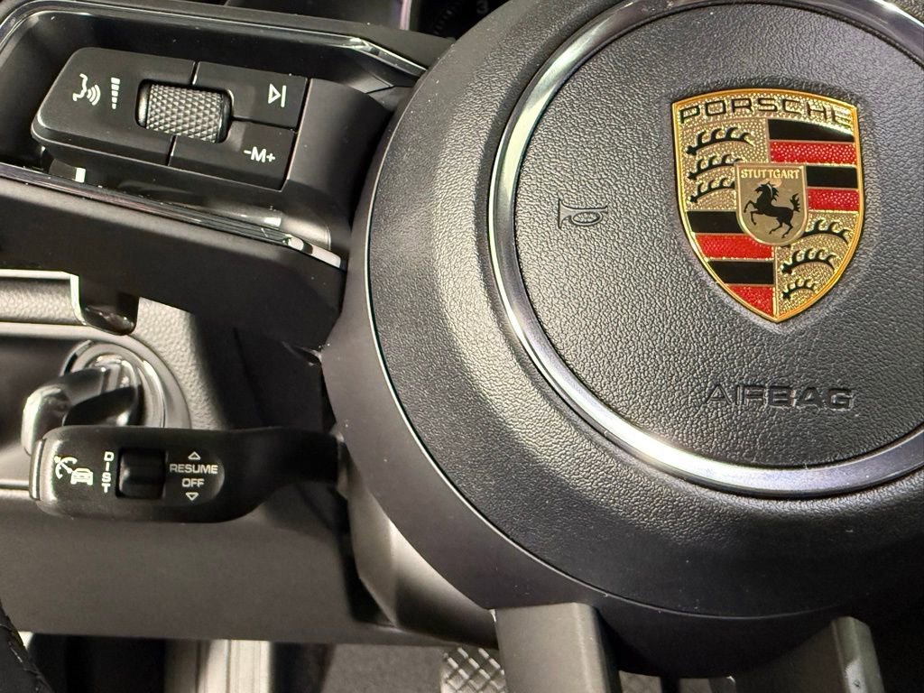 New 2026 Porsche Macan image 37