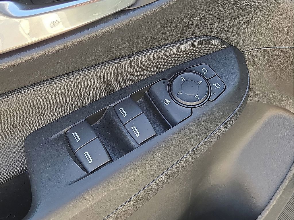 Used 2025 Buick Envista Preferred image 21