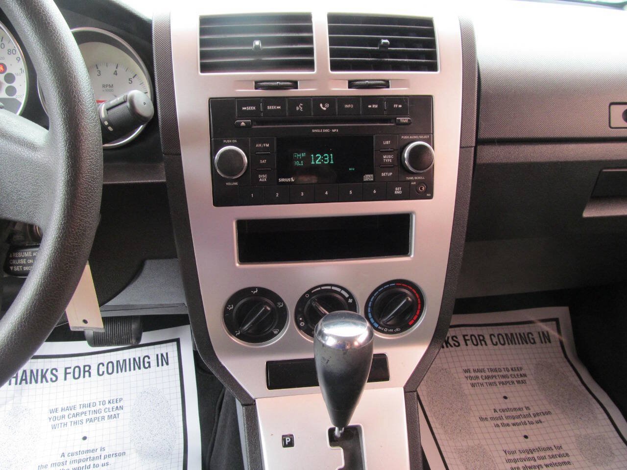 Used 2009 Dodge Caliber SXT FWD image 12