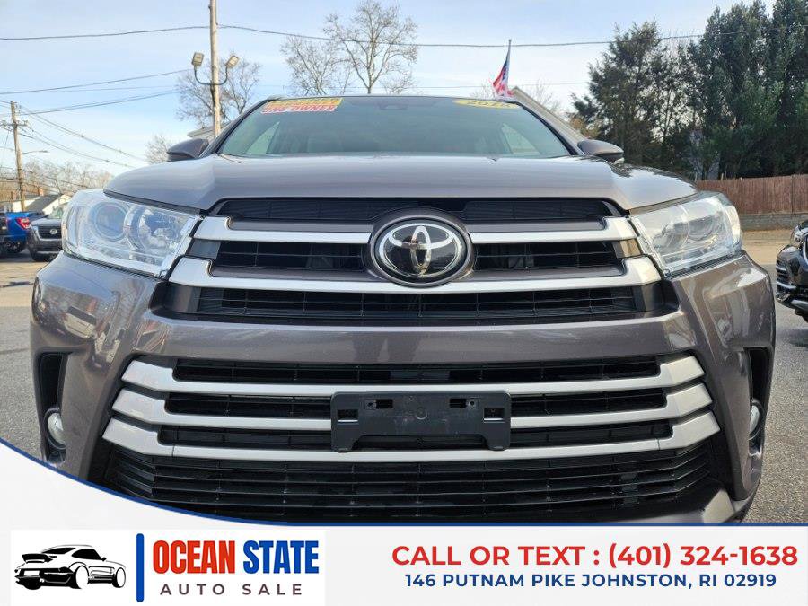 Used 2018 Toyota Highlander XLE image 9