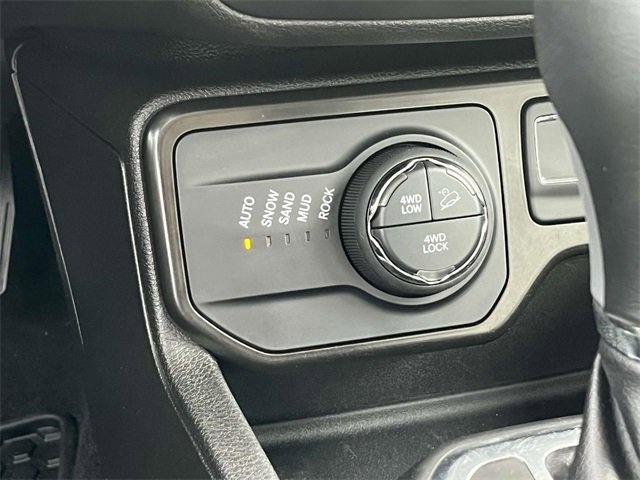 Used 2023 Jeep Renegade Trailhawk w/ Sun/Sound Group image 14