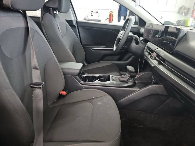 Used 2026 Kia K4 FWD image 10