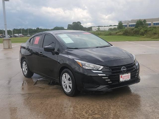 Certified 2025 Nissan Versa S w/ Trunk Package FWD image 3