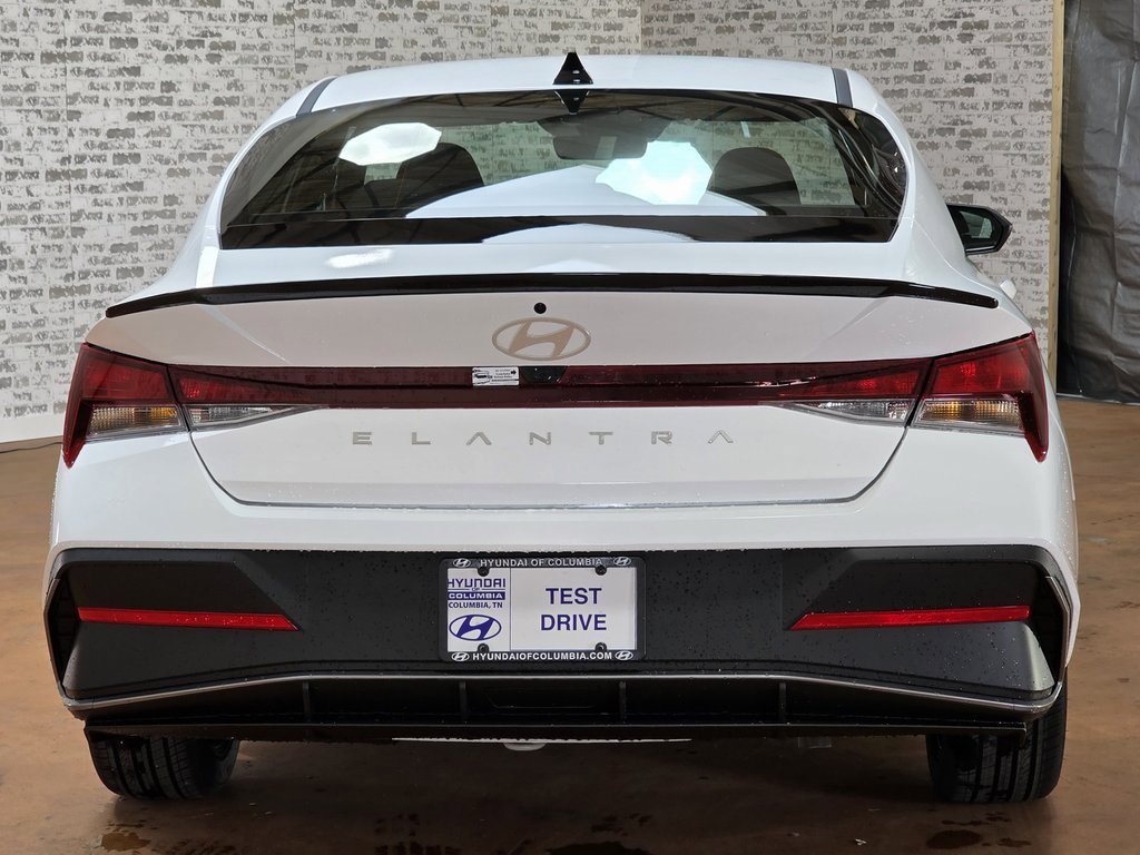 New 2026 Hyundai Elantra SEL Sport image 7