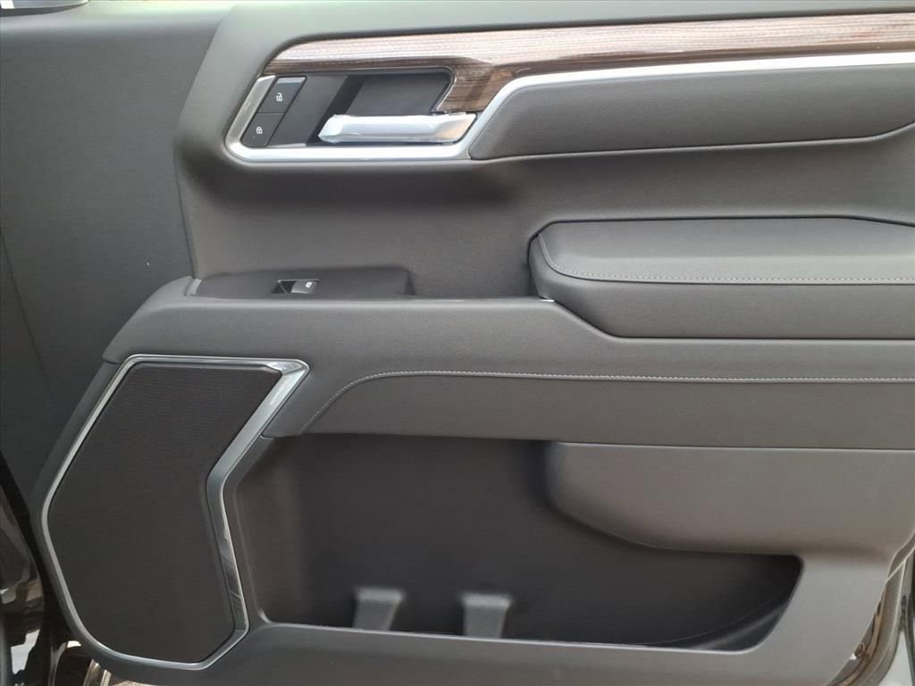 New 2026 Chevrolet Silverado 1500 LT image 18