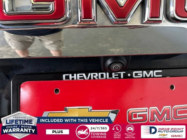 Used 2023 GMC Yukon XL SLT w/ SLT Premium Package AWD/4WD image 8
