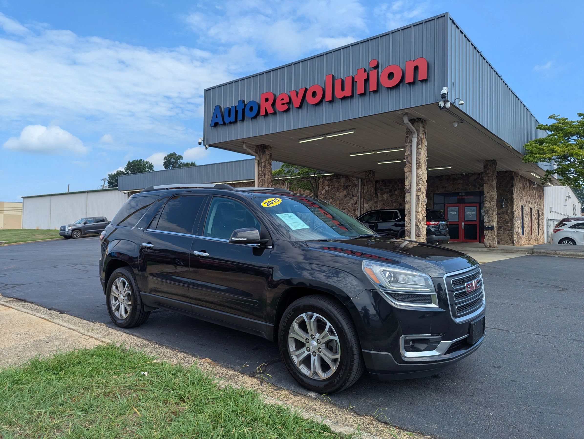 Used 2015 GMC Acadia SLT w/ Open Road Package AWD/4WD image 1