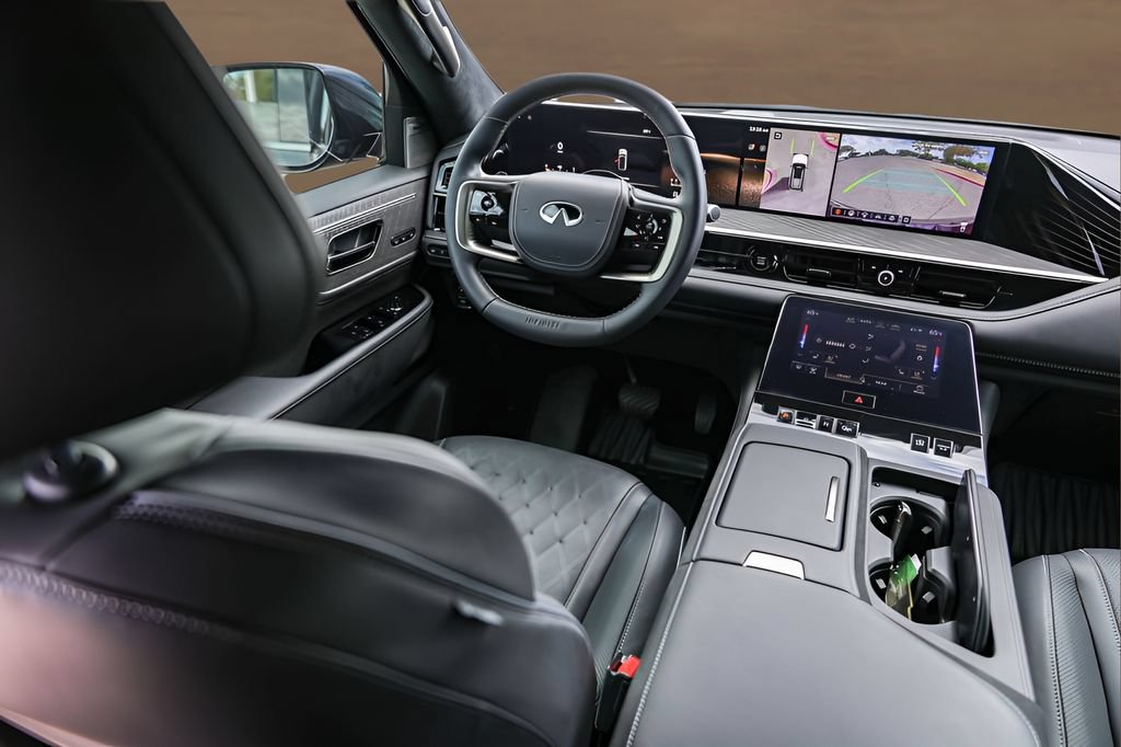Used 2025 INFINITI QX80 Autograph w/ Premium Cargo Package AWD/4WD image 27