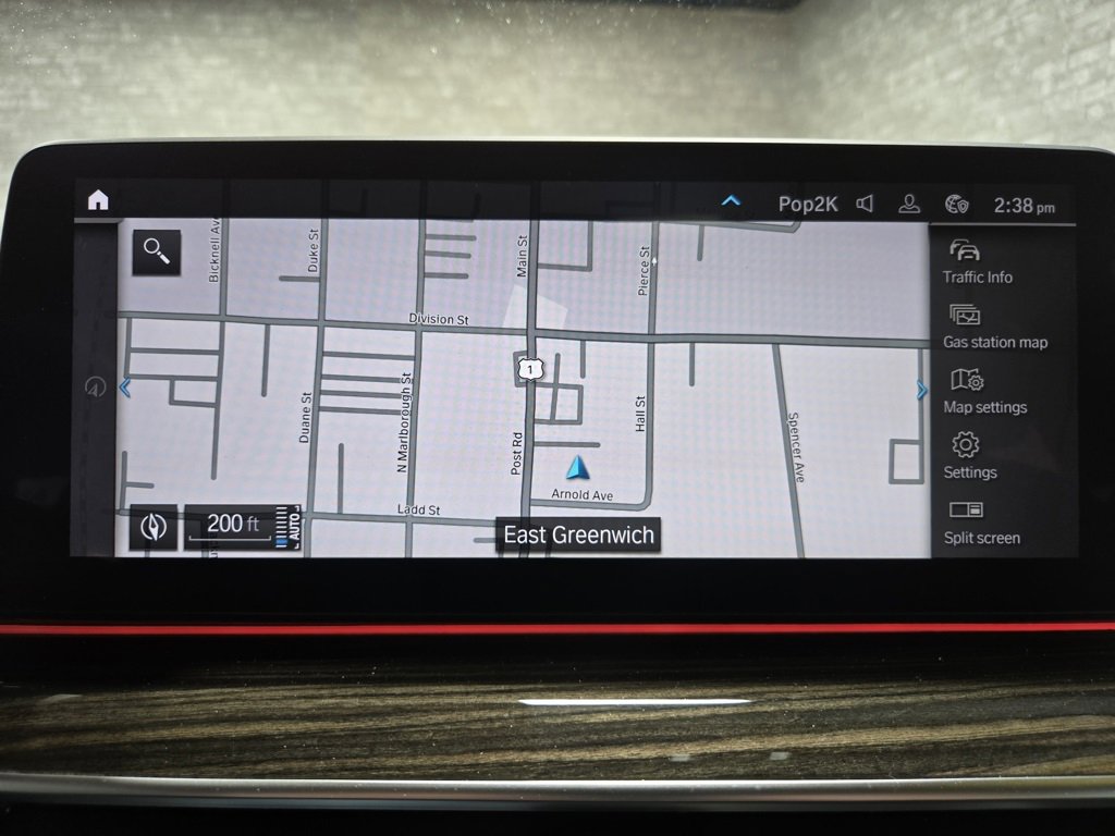 Used 2021 BMW 530e xDrive w/ M Sport Package image 26