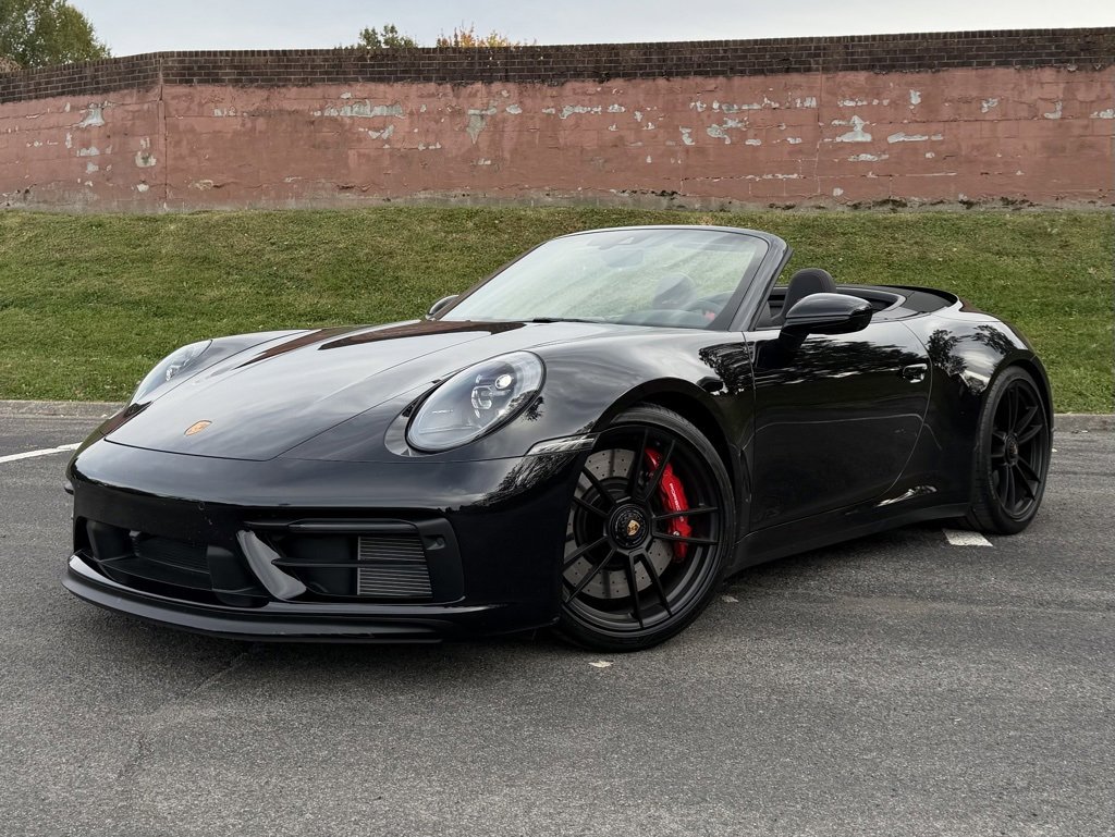 Certified 2023 Porsche 911 Carrera GTS image 1