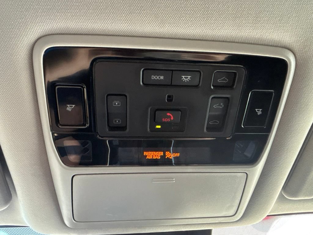 Used 2024 Toyota Grand Highlander AWD image 19