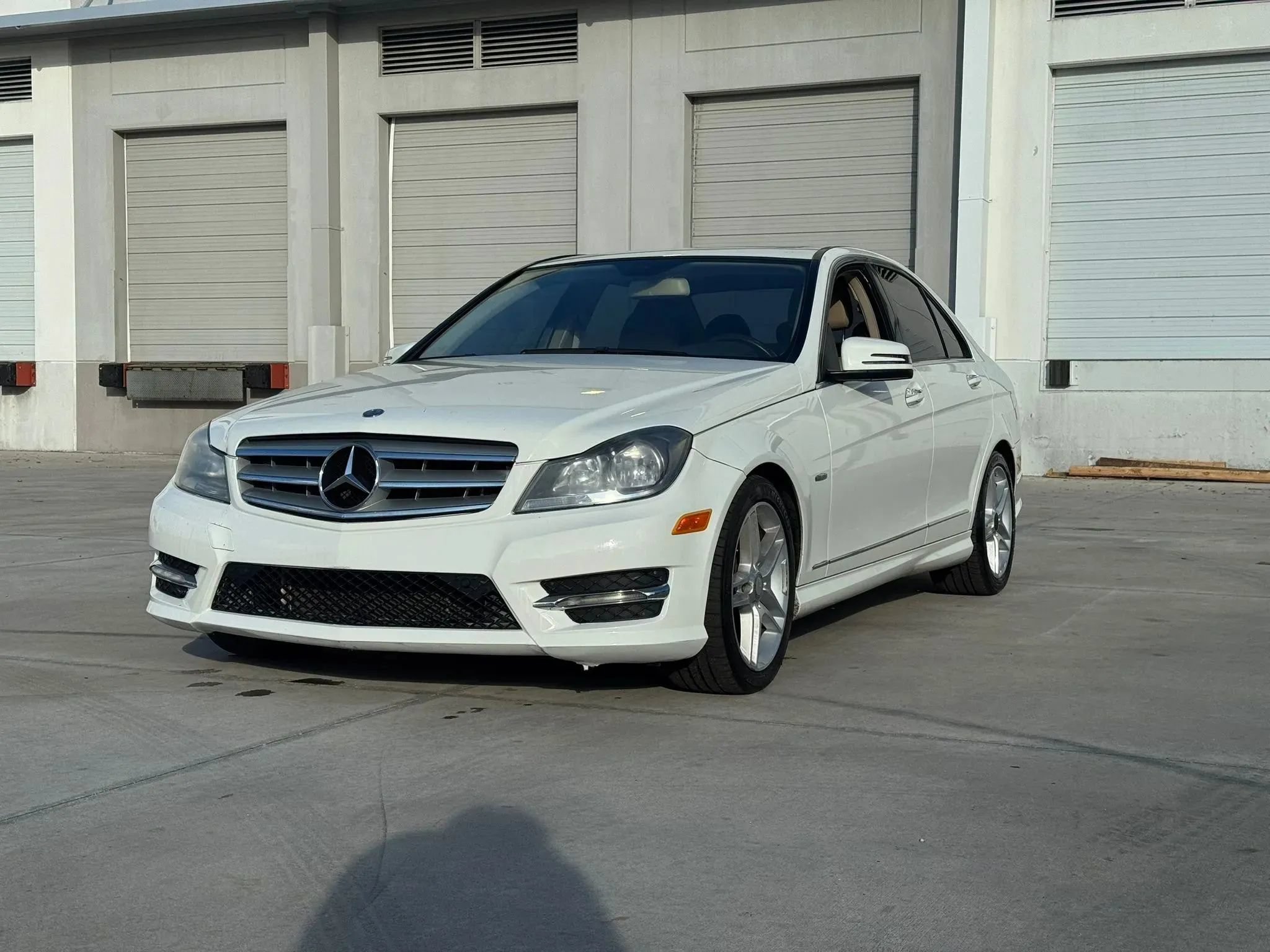 Used 2012 Mercedes-Benz C 350 Sport image 6