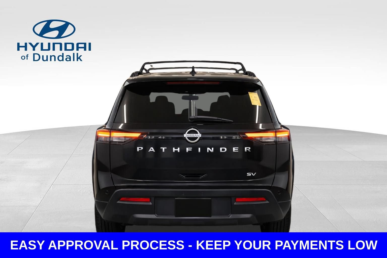 Used 2024 Nissan Pathfinder SV FWD image 8