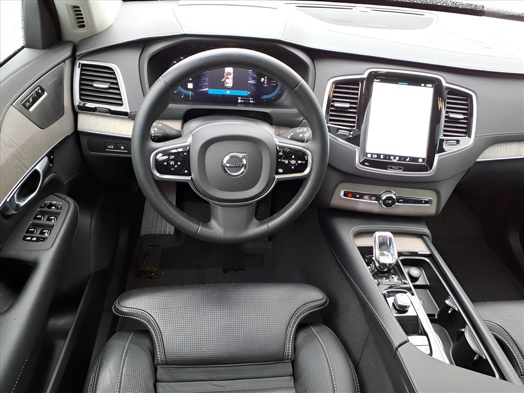 Used 2023 Volvo XC90 T8 Ultimate image 7