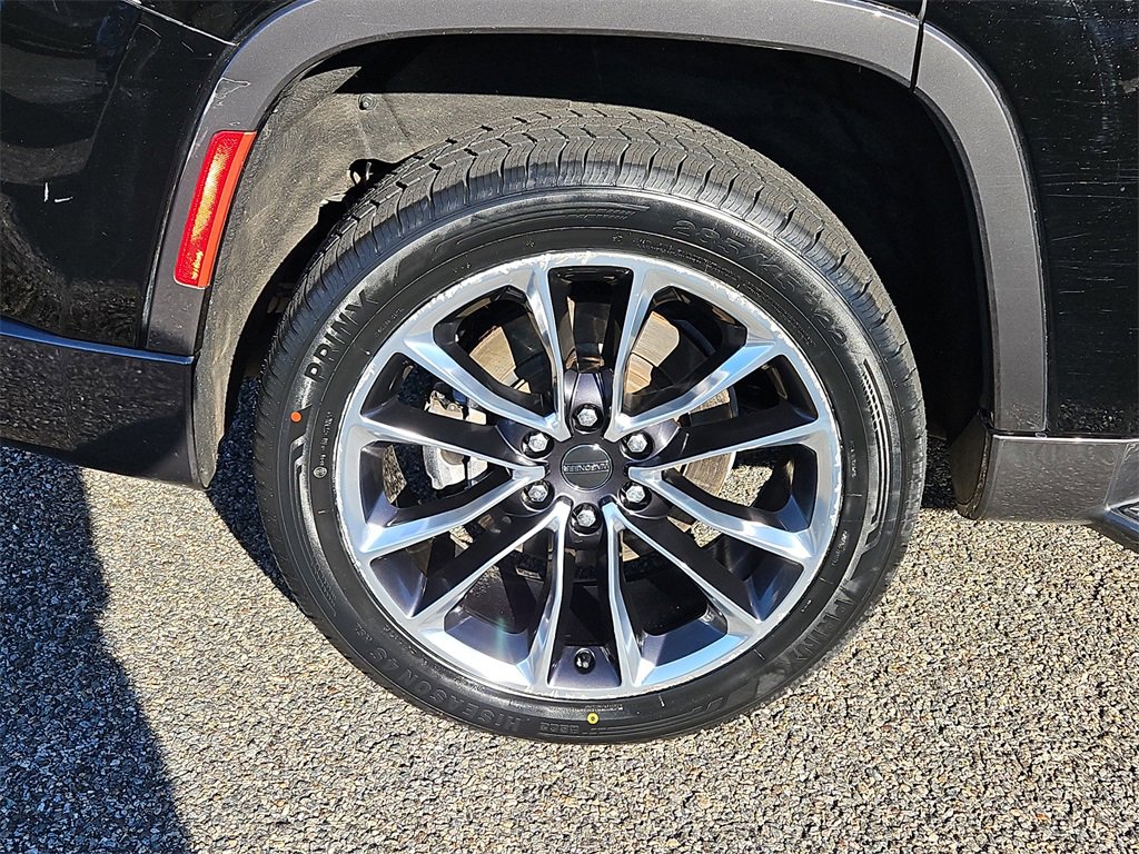 Used 2022 Jeep Wagoneer Series II w/ Premium Group I image 9