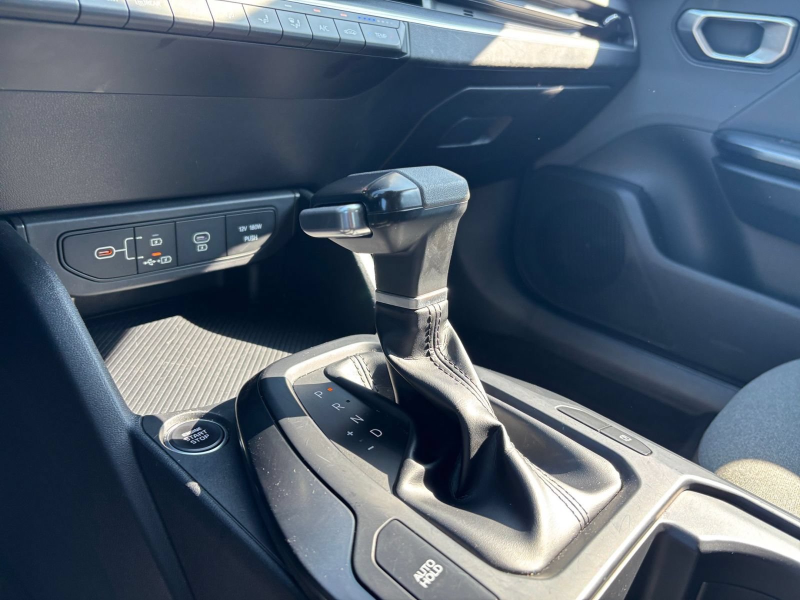 Used 2025 Kia K4 FWD image 38