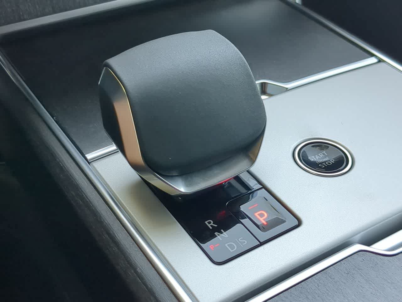New 2026 Land Rover Range Rover SE AWD/4WD image 34
