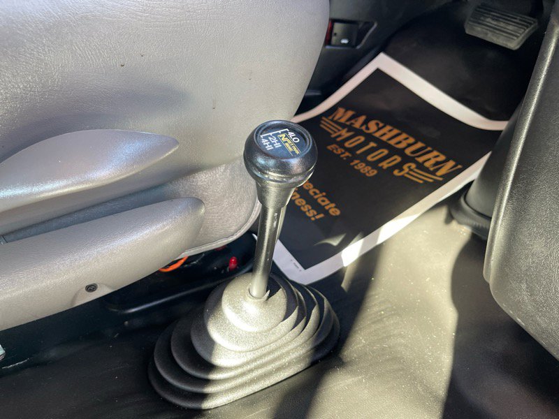 Used 2019 GMC Savana 2500 w/ Enhanced Convenience Package image 31