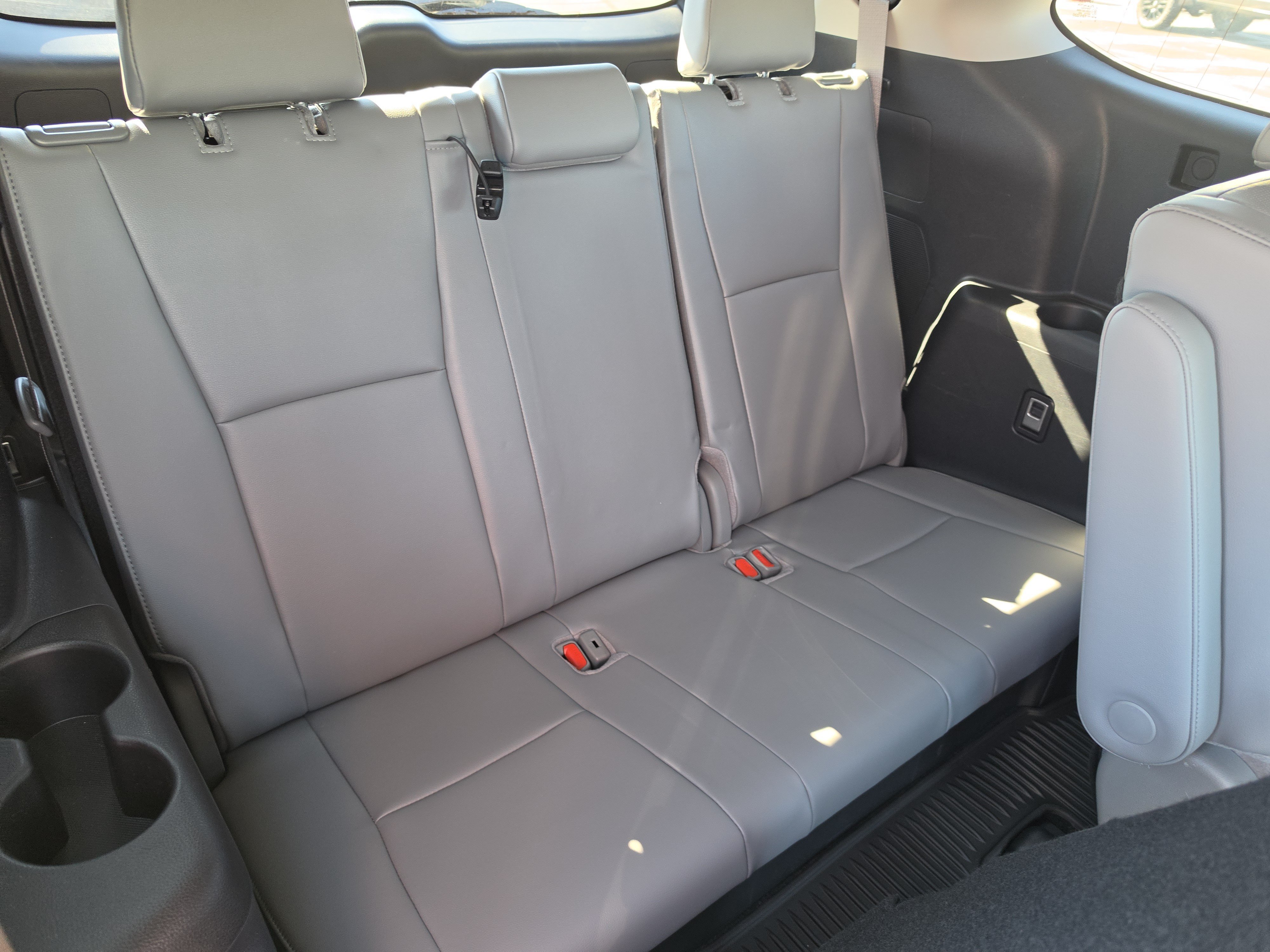 Certified 2026 Toyota Highlander Limited AWD/4WD image 13