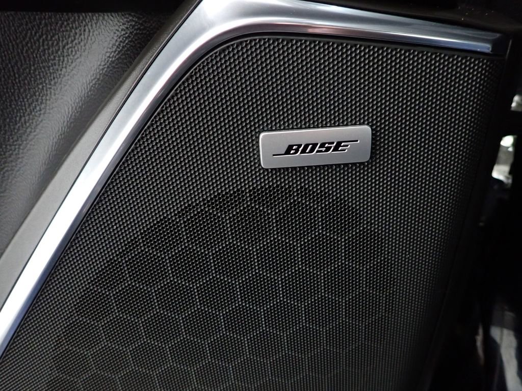 Used 2016 Cadillac Escalade Premium image 8