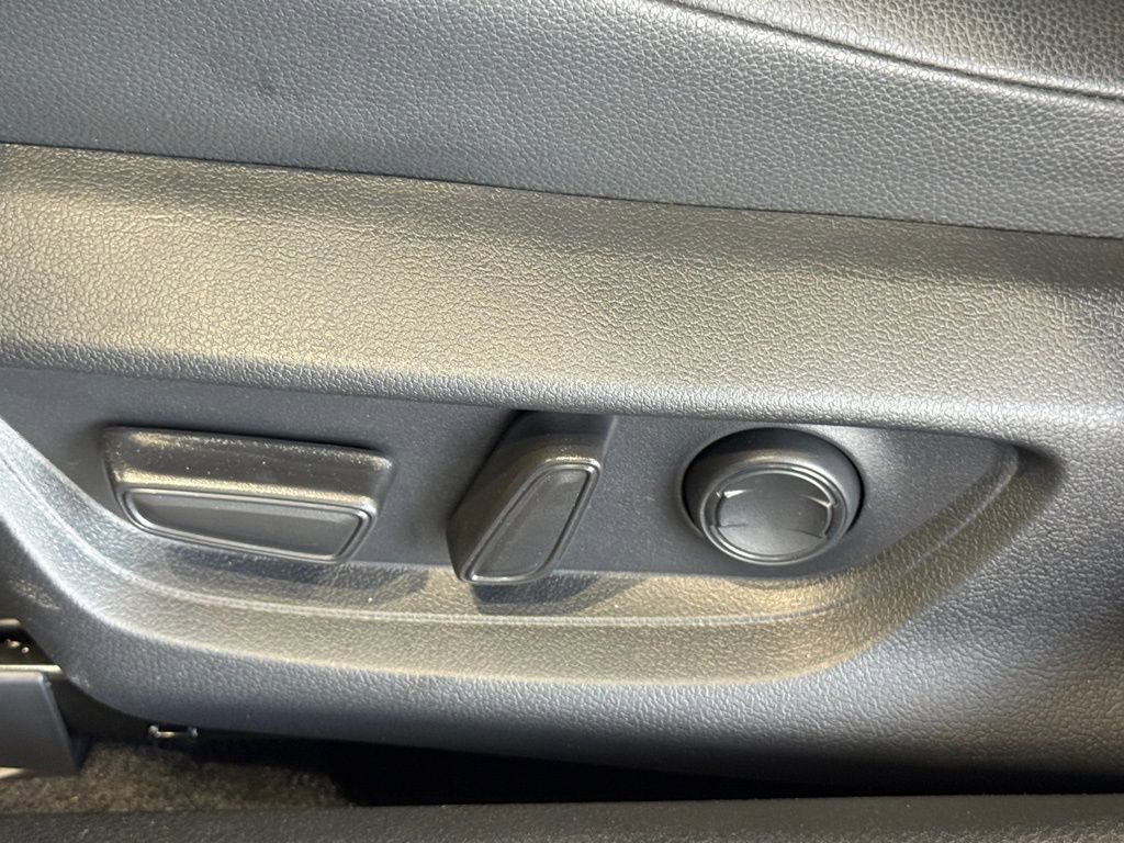 Certified 2025 Toyota Camry XLE FWD image 20