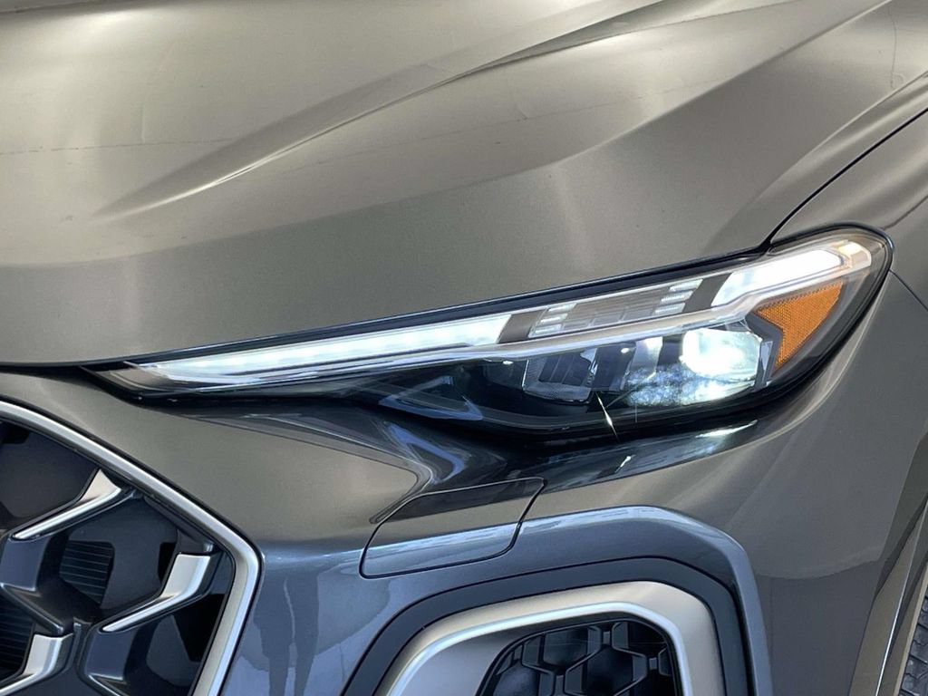 New 2026 Audi SQ5 Premium Plus AWD/4WD image 15
