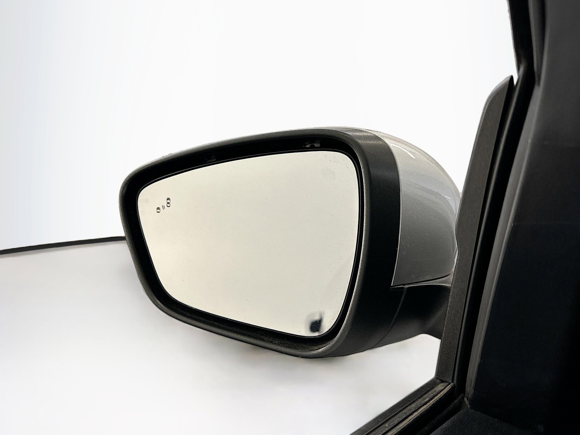 Used 2020 Ford Escape SE image 16