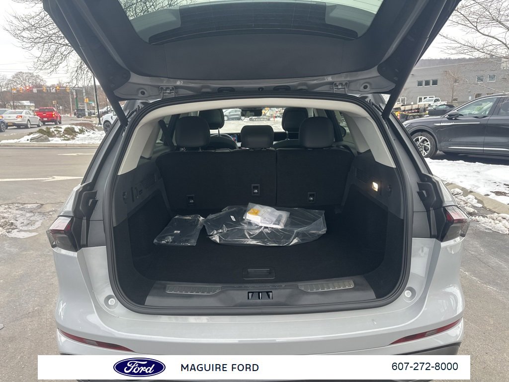 New 2026 Lincoln Nautilus Premier w/ Equipment Group 102A image 11