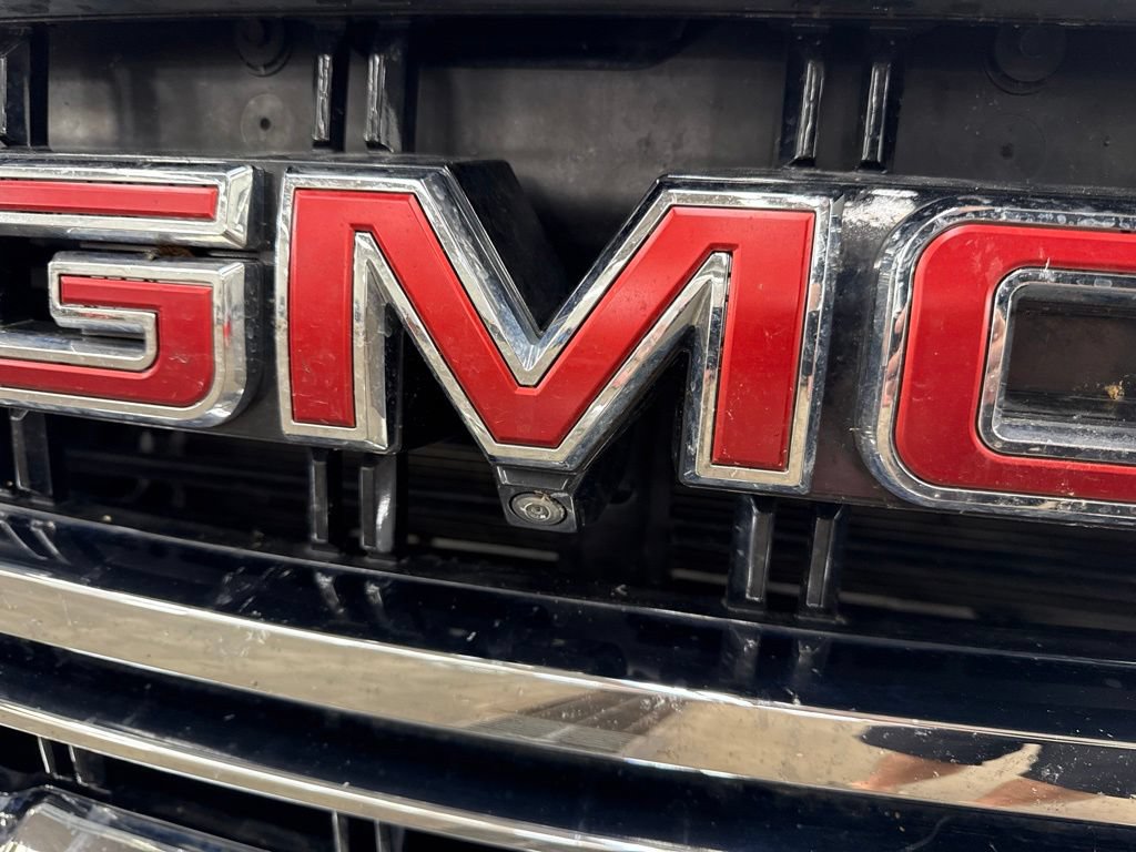 Used 2022 GMC Yukon XL SLT w/ SLT Luxury Package AWD/4WD image 13