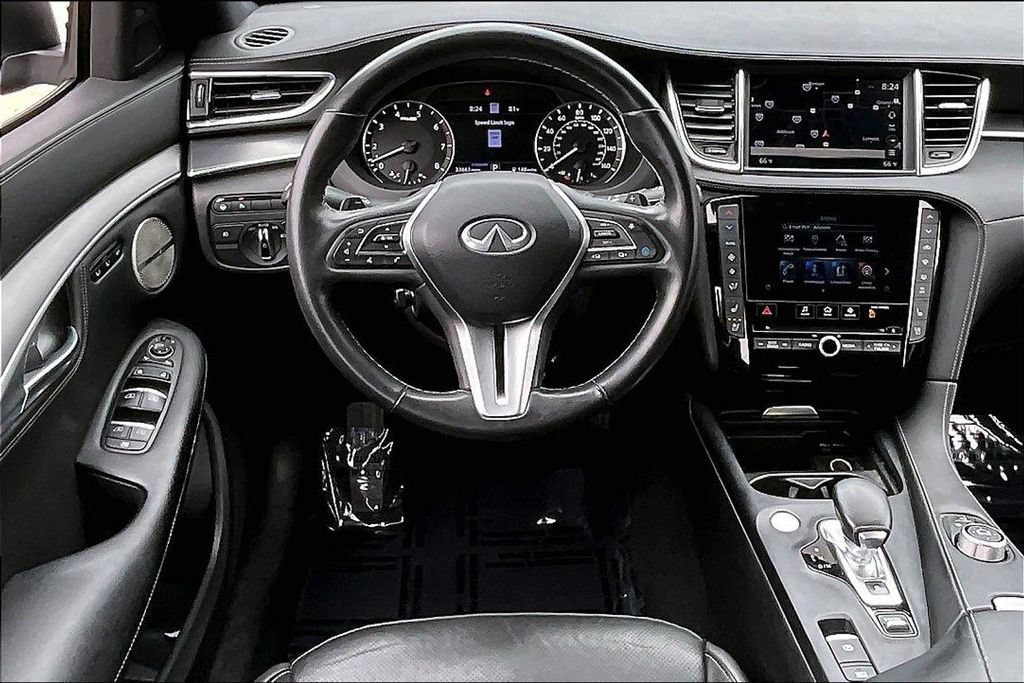 Certified 2023 INFINITI QX55 Essential AWD/4WD image 17