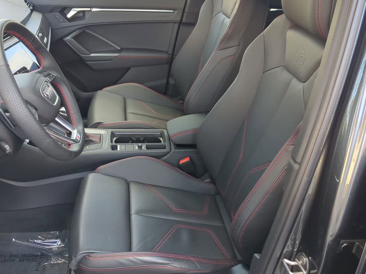 Used 2025 Audi Q3 2.0T Premium Plus w/ Premium Plus Package image 16