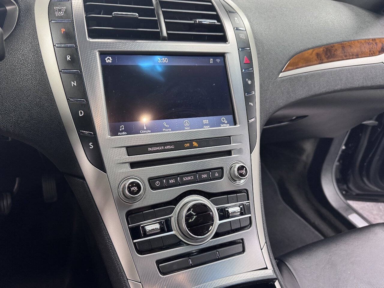Used 2020 Lincoln MKZ Reserve AWD/4WD image 16