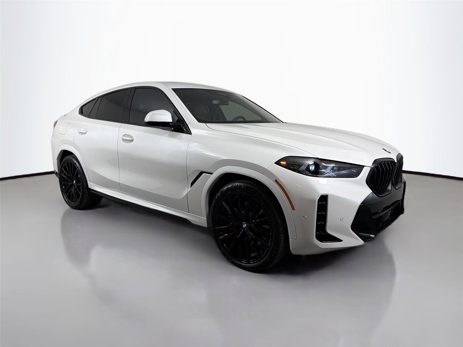 New 2026 BMW X6 xDrive40i w/ Executive Package AWD/4WD image 4