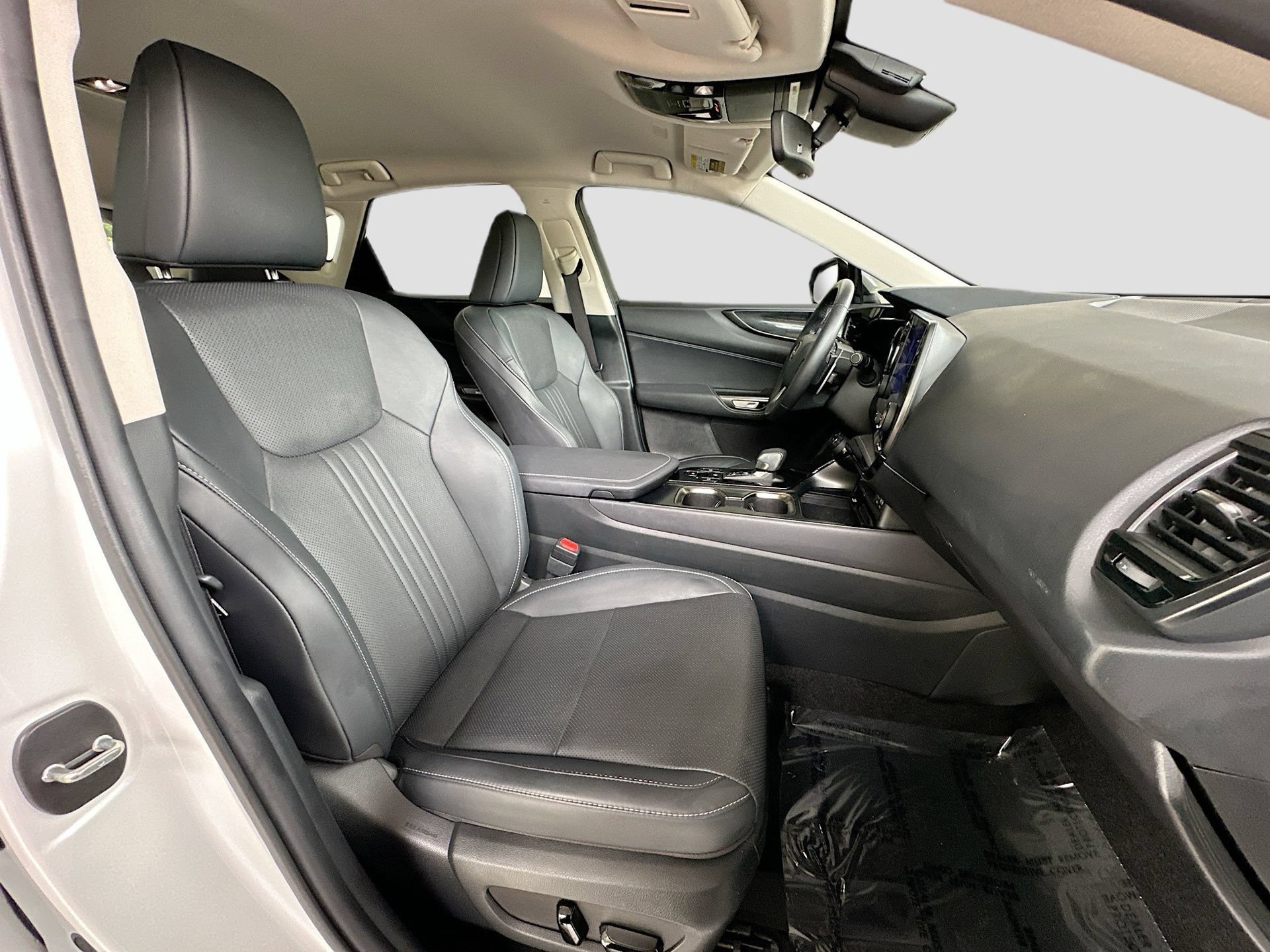 Used 2025 Lexus NX 250 FWD w/ Accessory Package (K3) image 27