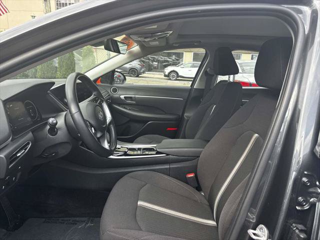 Certified 2023 Hyundai Sonata SEL w/ Convenience Package FWD image 17